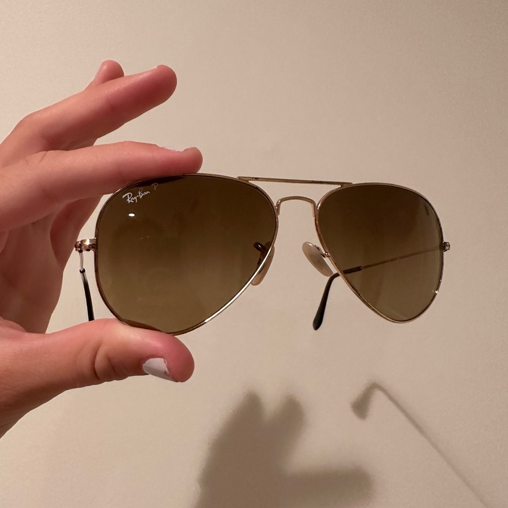 Ray Ban Aviators!